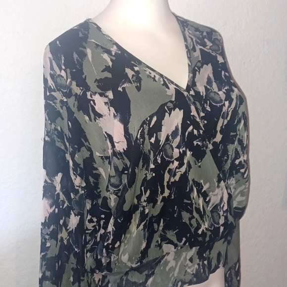 Renee C. Long Sleeve Blouse - Picture 4 of 11